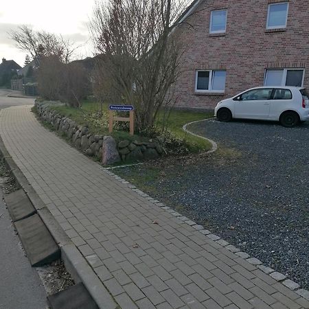 Sharky Ferienwohnung In Bahnhofsnaehe Niebüll Стая снимка